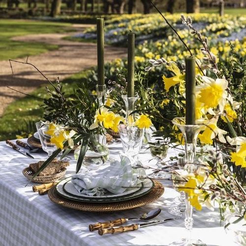 We’re all Pining for Alfresco Dining!