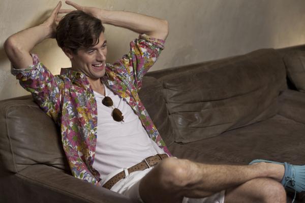 Henry Arlington- Stand B27- Kew Blush Shirt